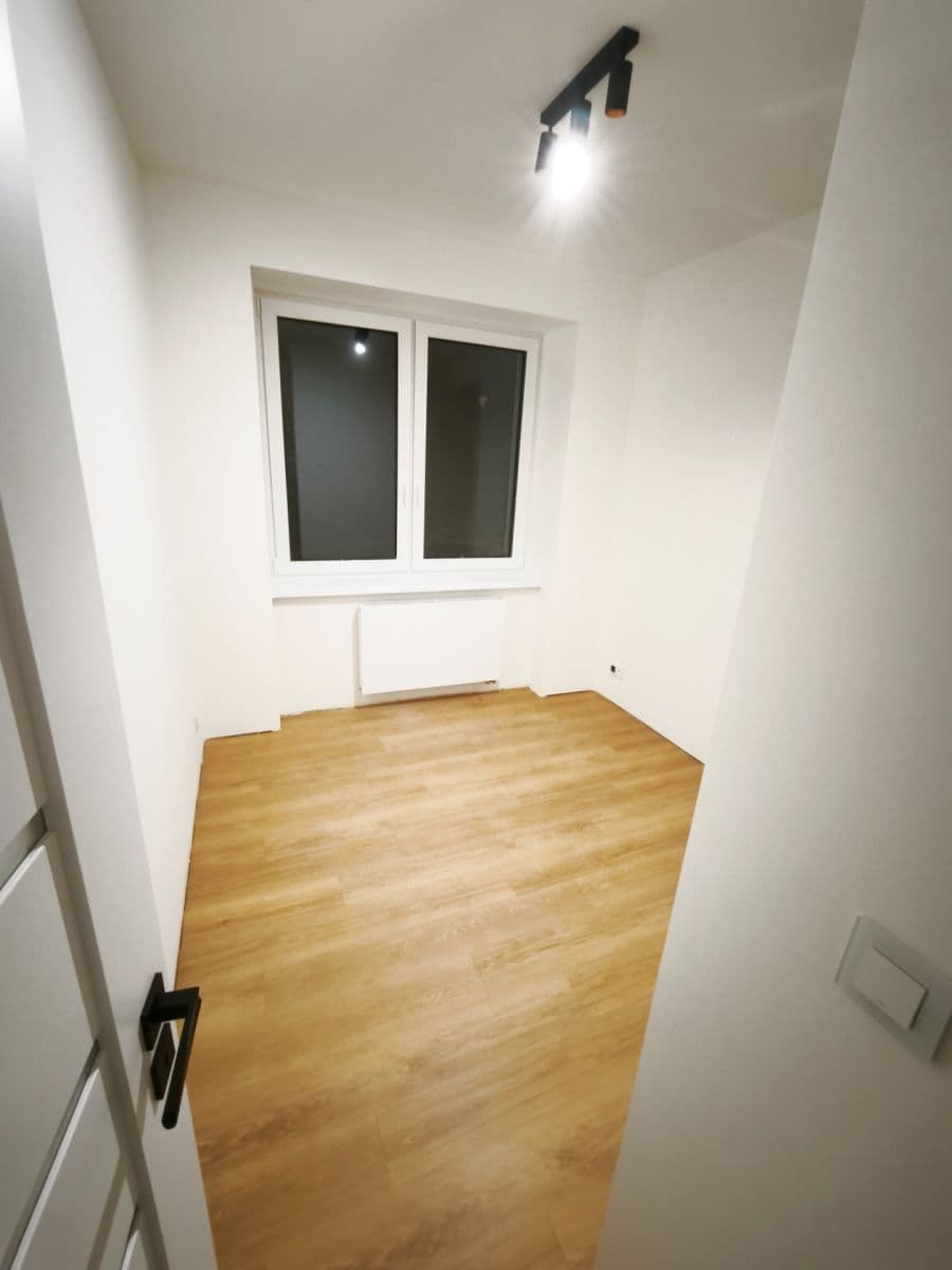 2 bedroom with open-plan kitchen flat to rent, 61 m², Jižní, Jablonec nad Nisou, Liberecký Region 2 bedroom with open-plan kitchen flat to rent, 61 m², Jižní, Jablonec nad Nisou, Liberecký Region