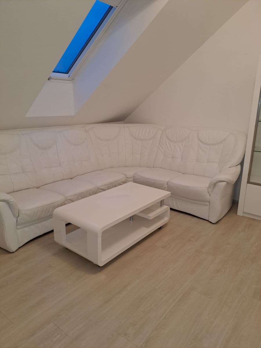 2 bedroom flat to rent, 65 m², Na Zahrádkách, Šlapanice, Jihomoravský Region 2 bedroom flat to rent, 65 m², Na Zahrádkách, Šlapanice, Jihomoravský Region