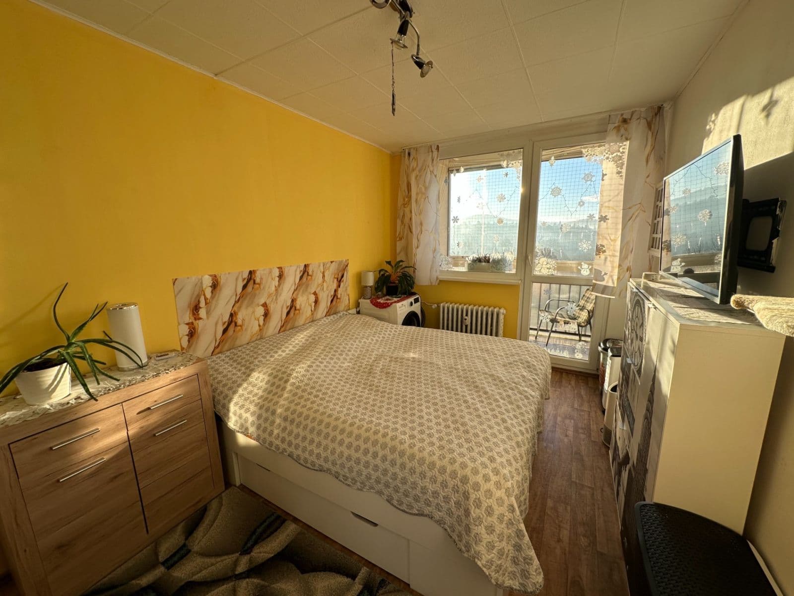 1 bedroom with open-plan kitchen flat to rent, 42 m², Haškova, Liberec, Liberecký Region 1 bedroom with open-plan kitchen flat to rent, 42 m², Haškova, Liberec, Liberecký Region