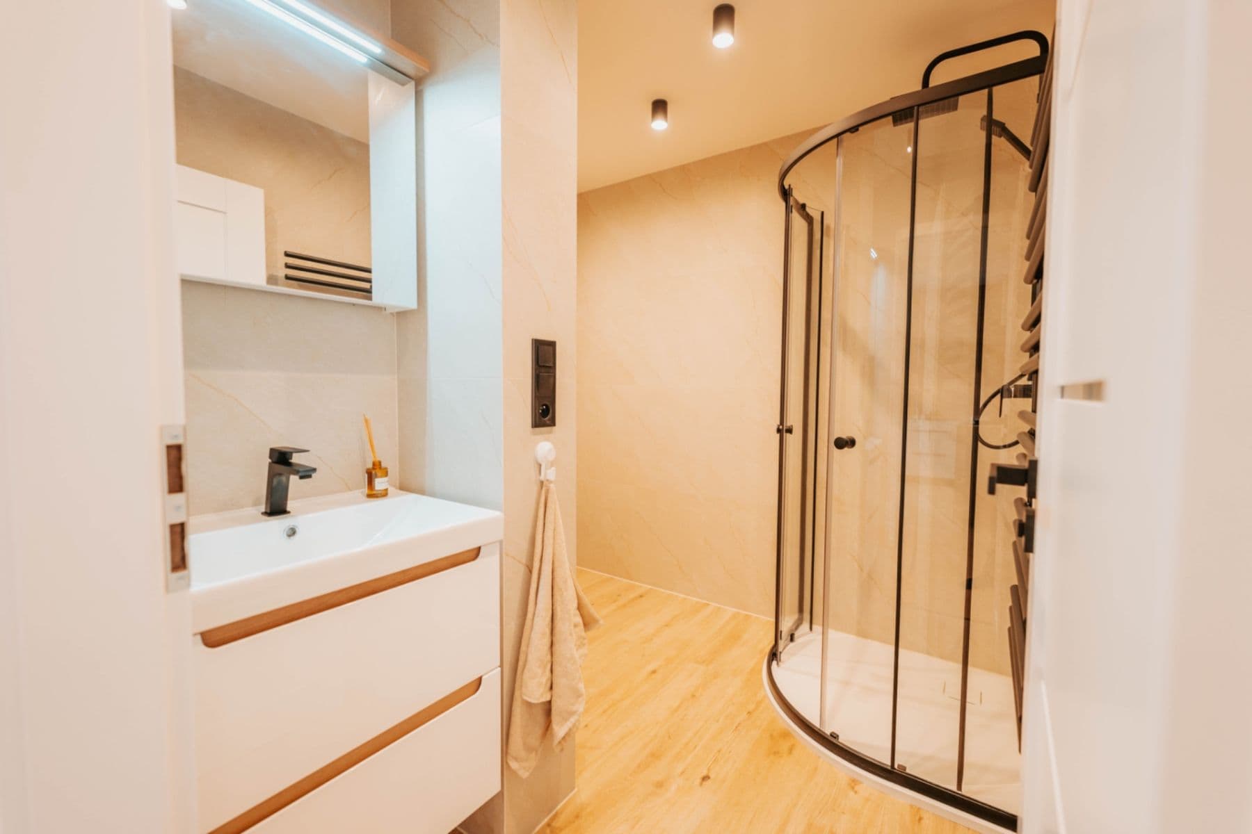 2 bedroom with open-plan kitchen flat for sale, 68 m², Skupova, Plzeň, Plzeňský Region 2 bedroom with open-plan kitchen flat for sale, 68 m², Skupova, Plzeň, Plzeňský Region