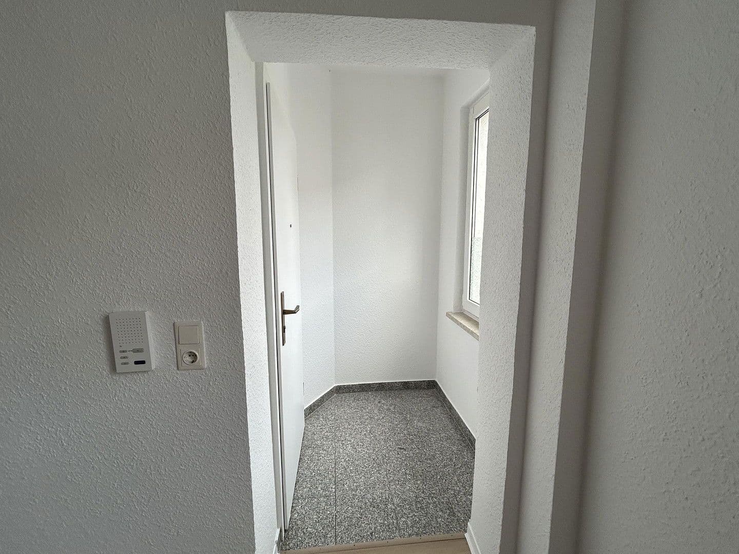 2 bedroom flat to rent, 66 m², Halberstädter Straße 76, Magdeburg, Saxony-Anhalt 2 bedroom flat to rent, 66 m², Halberstädter Straße 76, Magdeburg, Saxony-Anhalt