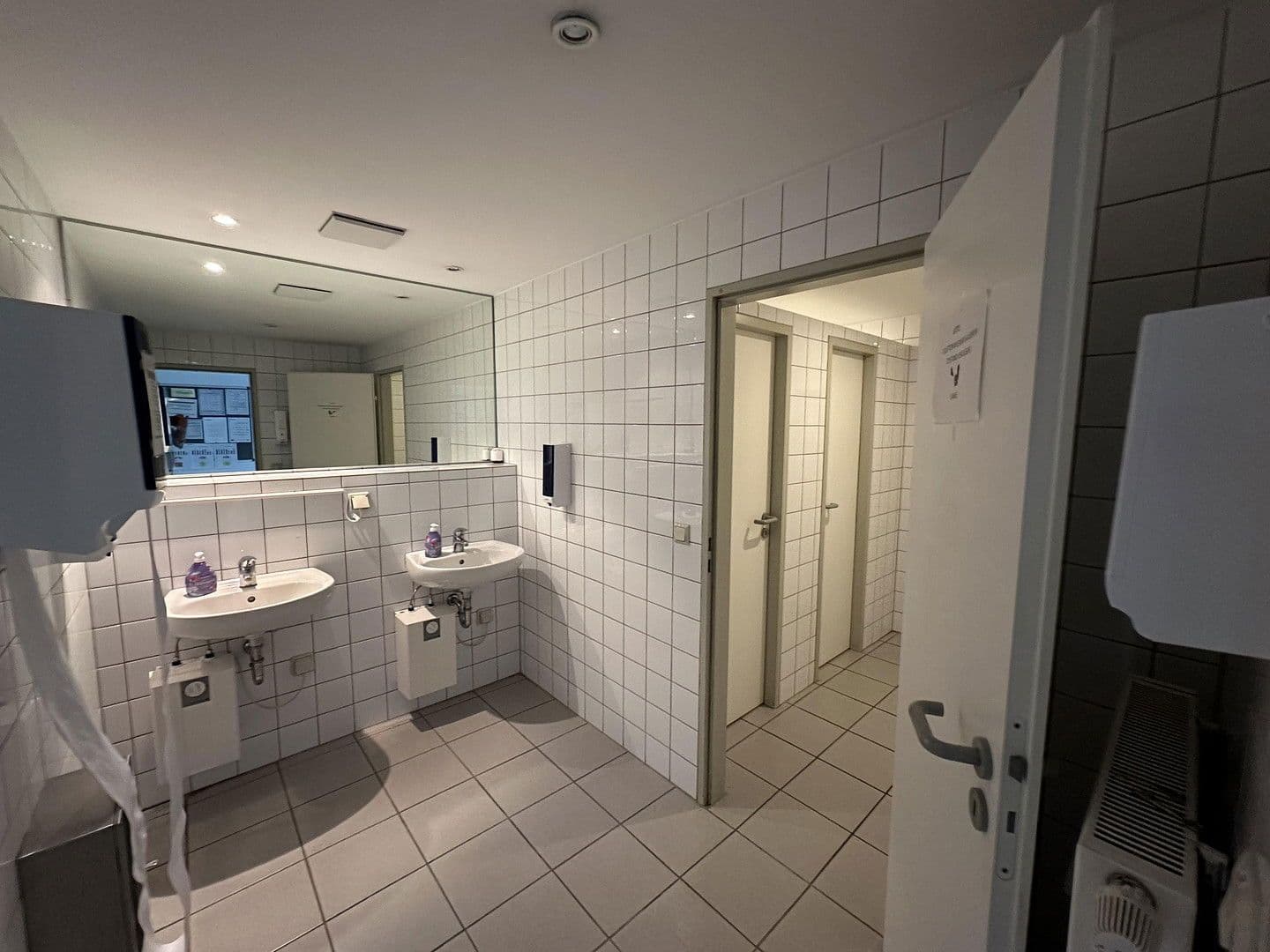 office to rent, 500 m², Graf-Zeppelin-Str 8, Köln, North Rhine-Westphalia office to rent, 500 m², Graf-Zeppelin-Str 8, Köln, North Rhine-Westphalia