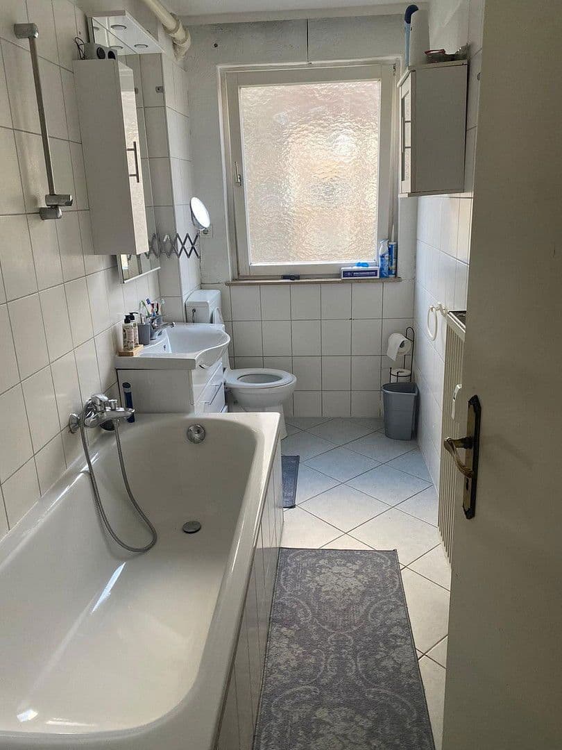 3 bedroom flat to rent, 72 m², Schwarzerlenweg 60, Frankfurt, Hesse 3 bedroom flat to rent, 72 m², Schwarzerlenweg 60, Frankfurt, Hesse