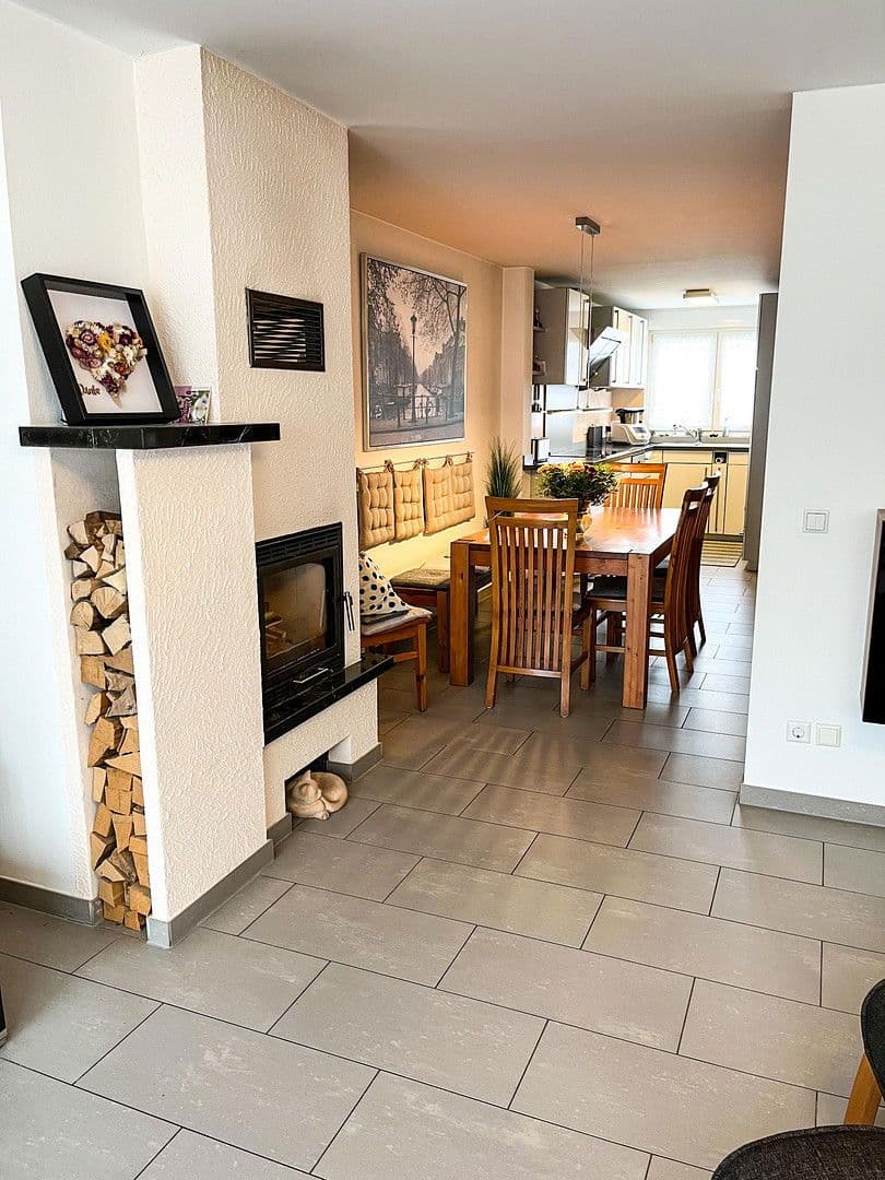 house for sale, 149 m², Freiberg am Neckar, Baden-Württemberg house for sale, 149 m², Freiberg am Neckar, Baden-Württemberg