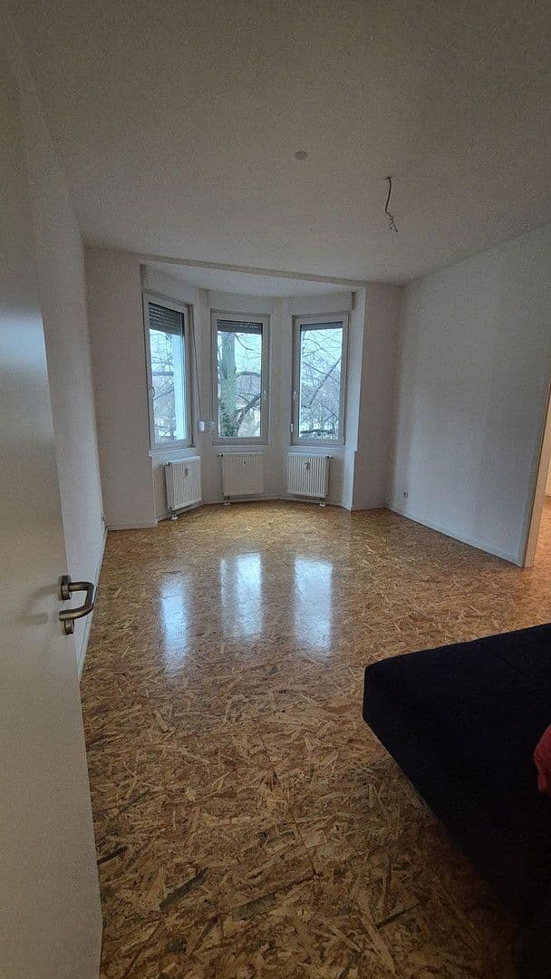 2 bedroom with open-plan kitchen flat to rent, 105 m², Worms, Rhineland-Palatinate 2 bedroom with open-plan kitchen flat to rent, 105 m², Worms, Rhineland-Palatinate
