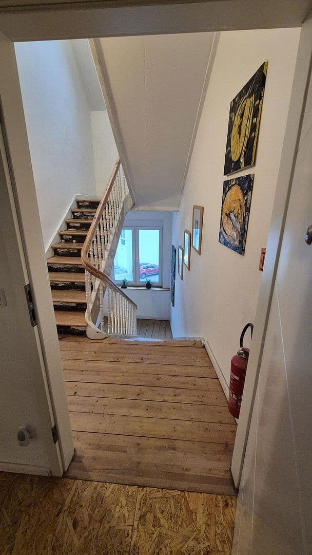 2 bedroom with open-plan kitchen flat to rent, 105 m², Worms, Rhineland-Palatinate 2 bedroom with open-plan kitchen flat to rent, 105 m², Worms, Rhineland-Palatinate