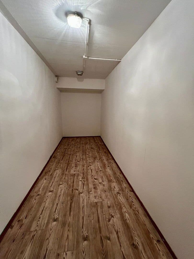 1 bedroom with open-plan kitchen flat to rent, 70 m², Wildbannstraße 19, Viernheim, Hesse 1 bedroom with open-plan kitchen flat to rent, 70 m², Wildbannstraße 19, Viernheim, Hesse