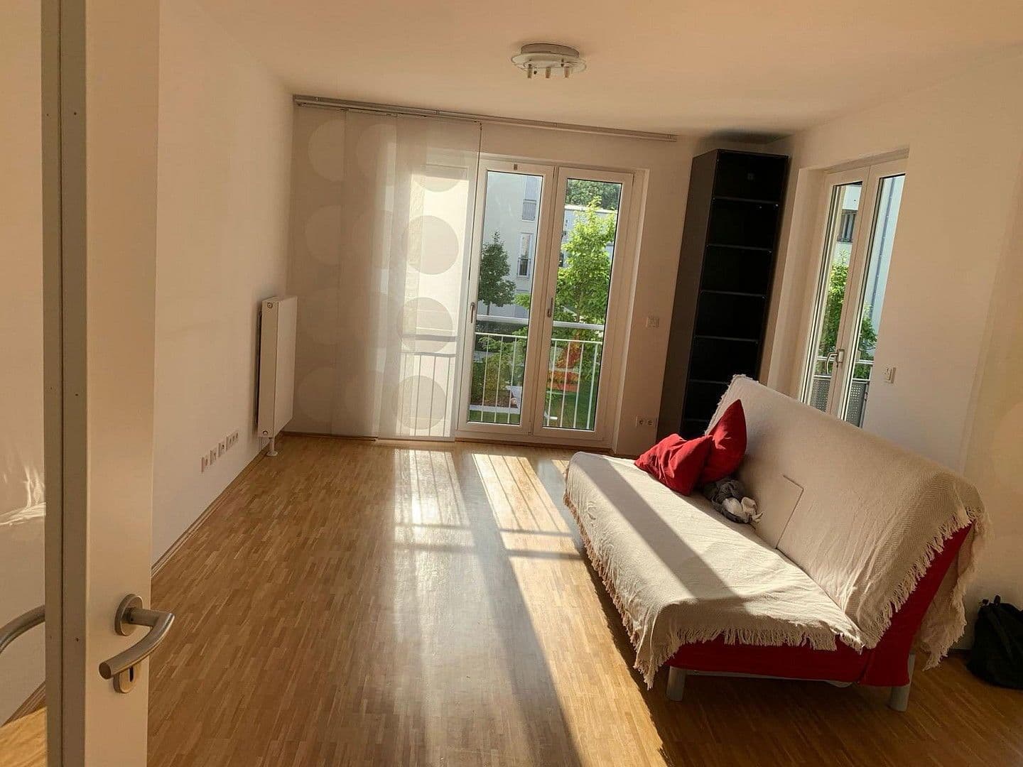 3 bedroom flat to rent, 100 m², Margit-Schramm-Straße 8,, München, Bavaria 3 bedroom flat to rent, 100 m², Margit-Schramm-Straße 8,, München, Bavaria