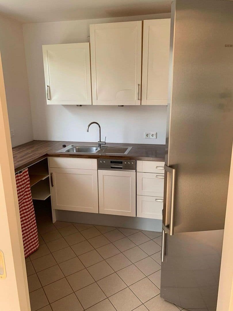 3 bedroom flat to rent, 100 m², Margit-Schramm-Straße 8,, München, Bavaria 3 bedroom flat to rent, 100 m², Margit-Schramm-Straße 8,, München, Bavaria