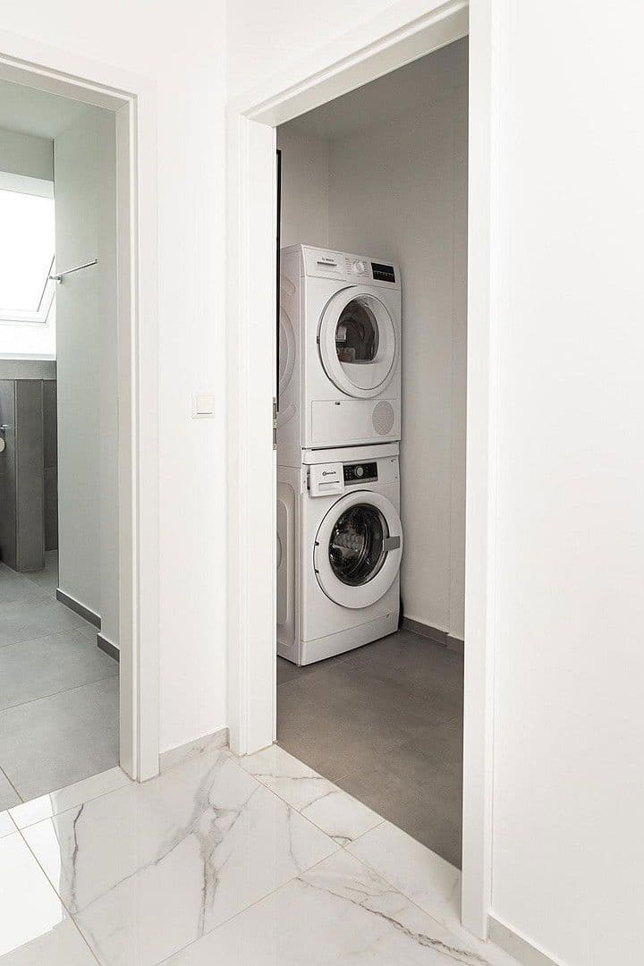 4 bedroom flat for sale, 105 m², Heilsbronn, Bavaria 4 bedroom flat for sale, 105 m², Heilsbronn, Bavaria