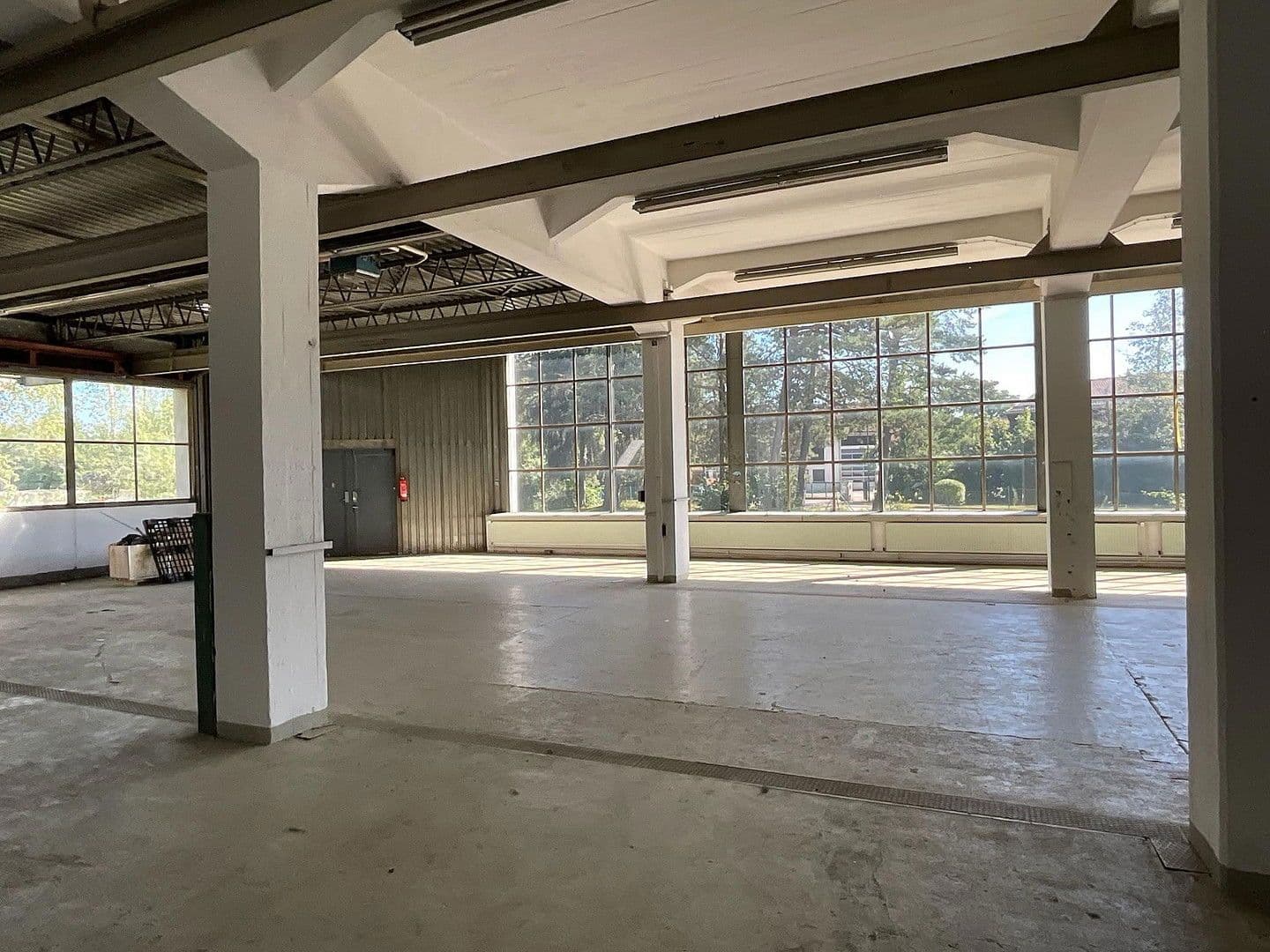 non-residential property to rent, 1,450 m², Geretsried, Bavaria non-residential property to rent, 1,450 m², Geretsried, Bavaria