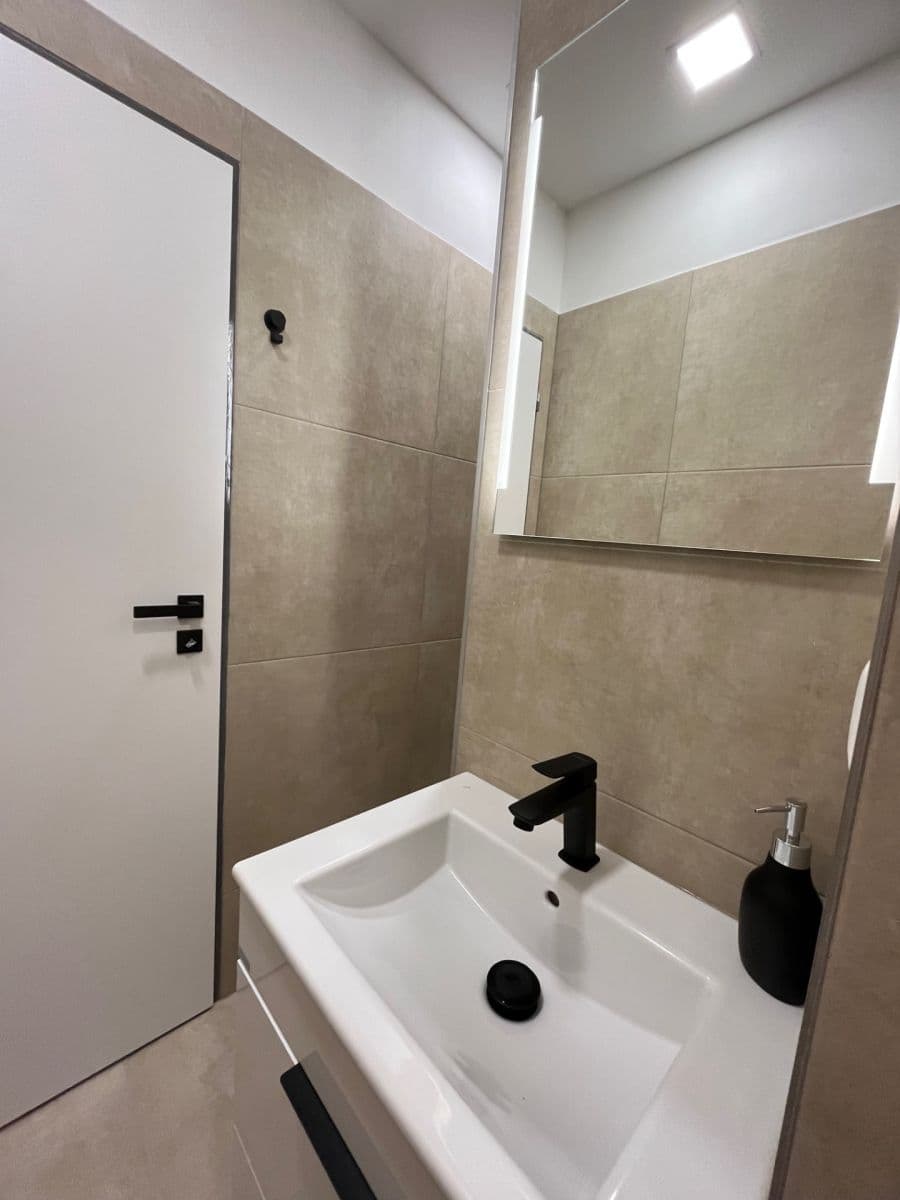 Studio flat to rent, 31 m², Brněnská, Plzeň, Plzeňský Region Studio flat to rent, 31 m², Brněnská, Plzeň, Plzeňský Region