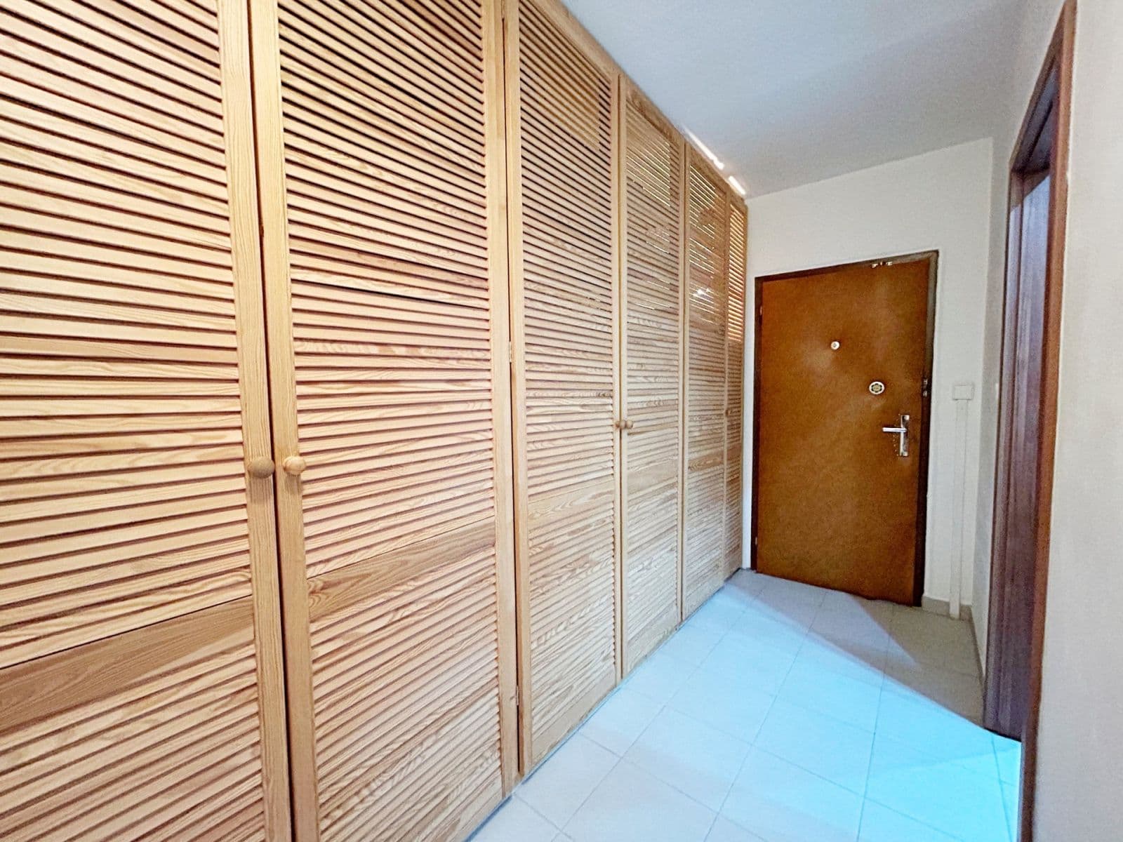 1 bedroom with open-plan kitchen flat to rent, 44 m², Ohradní, Prague, Prague 1 bedroom with open-plan kitchen flat to rent, 44 m², Ohradní, Prague, Prague