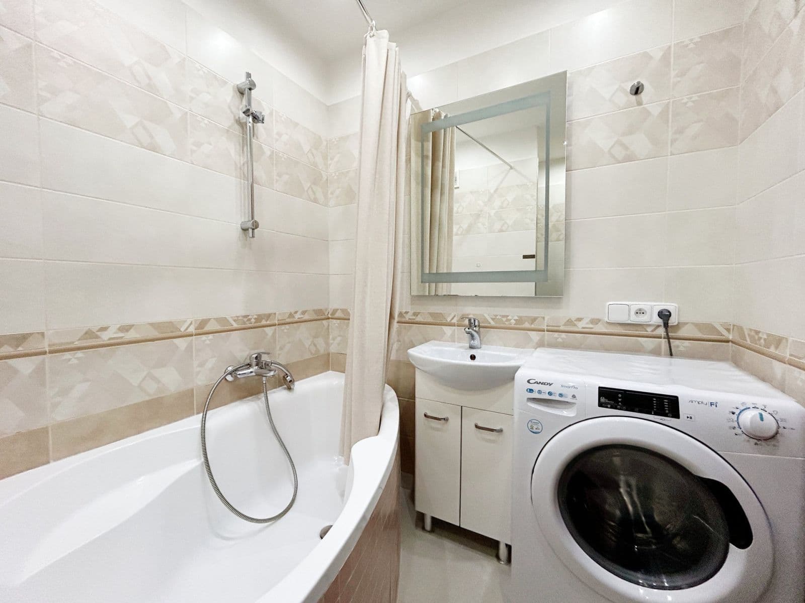 1 bedroom with open-plan kitchen flat to rent, 44 m², Ohradní, Prague, Prague 1 bedroom with open-plan kitchen flat to rent, 44 m², Ohradní, Prague, Prague