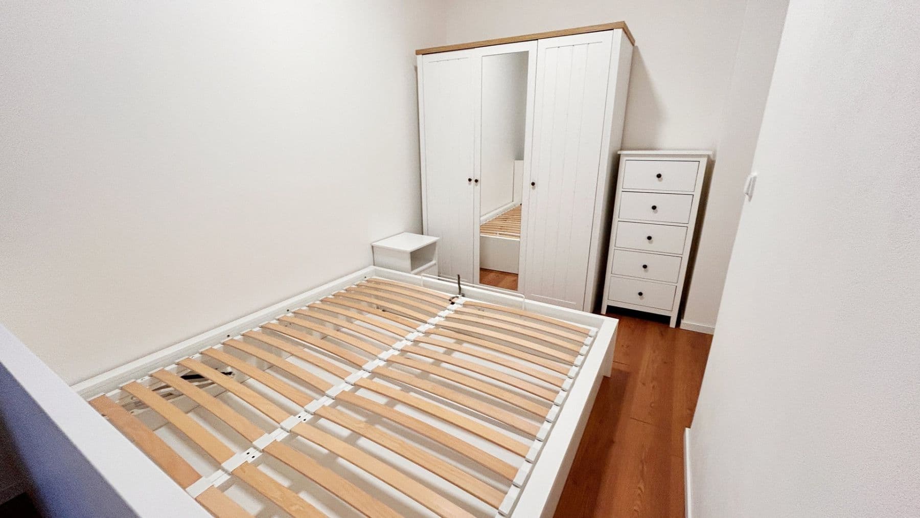 1 bedroom with open-plan kitchen flat to rent, 47 m², Vltavská, Prague, Prague 1 bedroom with open-plan kitchen flat to rent, 47 m², Vltavská, Prague, Prague