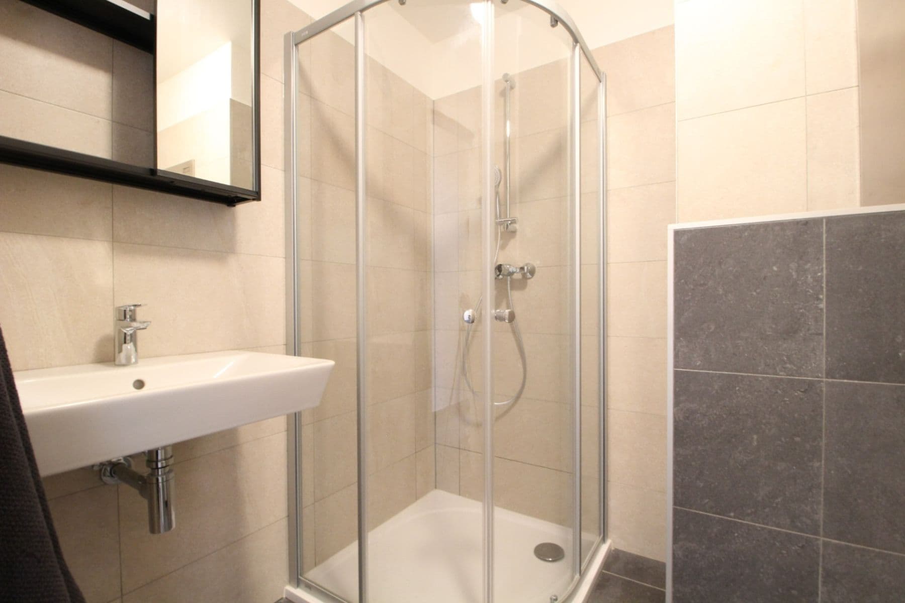 Studio flat to rent, 43 m², Choceradská, Prague, Prague Studio flat to rent, 43 m², Choceradská, Prague, Prague