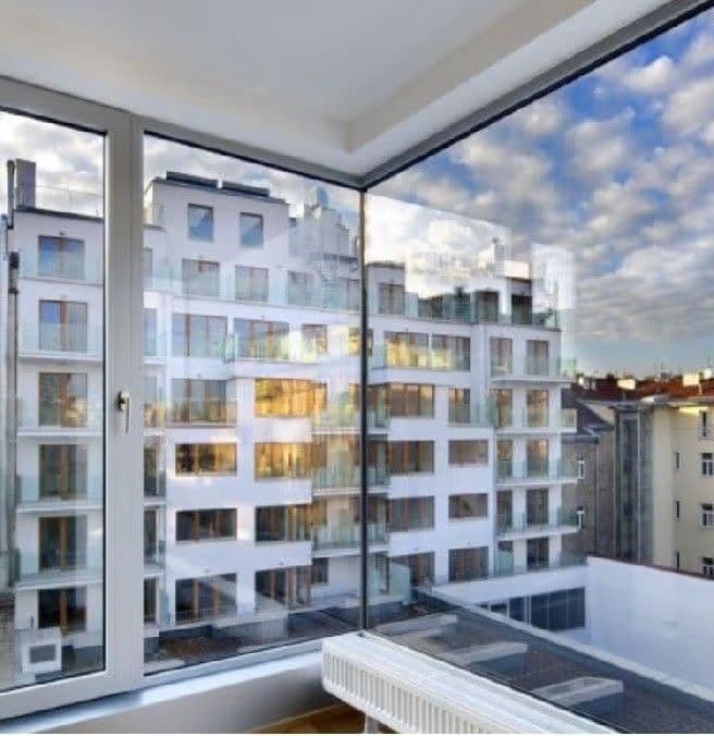 1 bedroom with open-plan kitchen flat to rent, 47 m², Komunardů, Prague, Prague 1 bedroom with open-plan kitchen flat to rent, 47 m², Komunardů, Prague, Prague