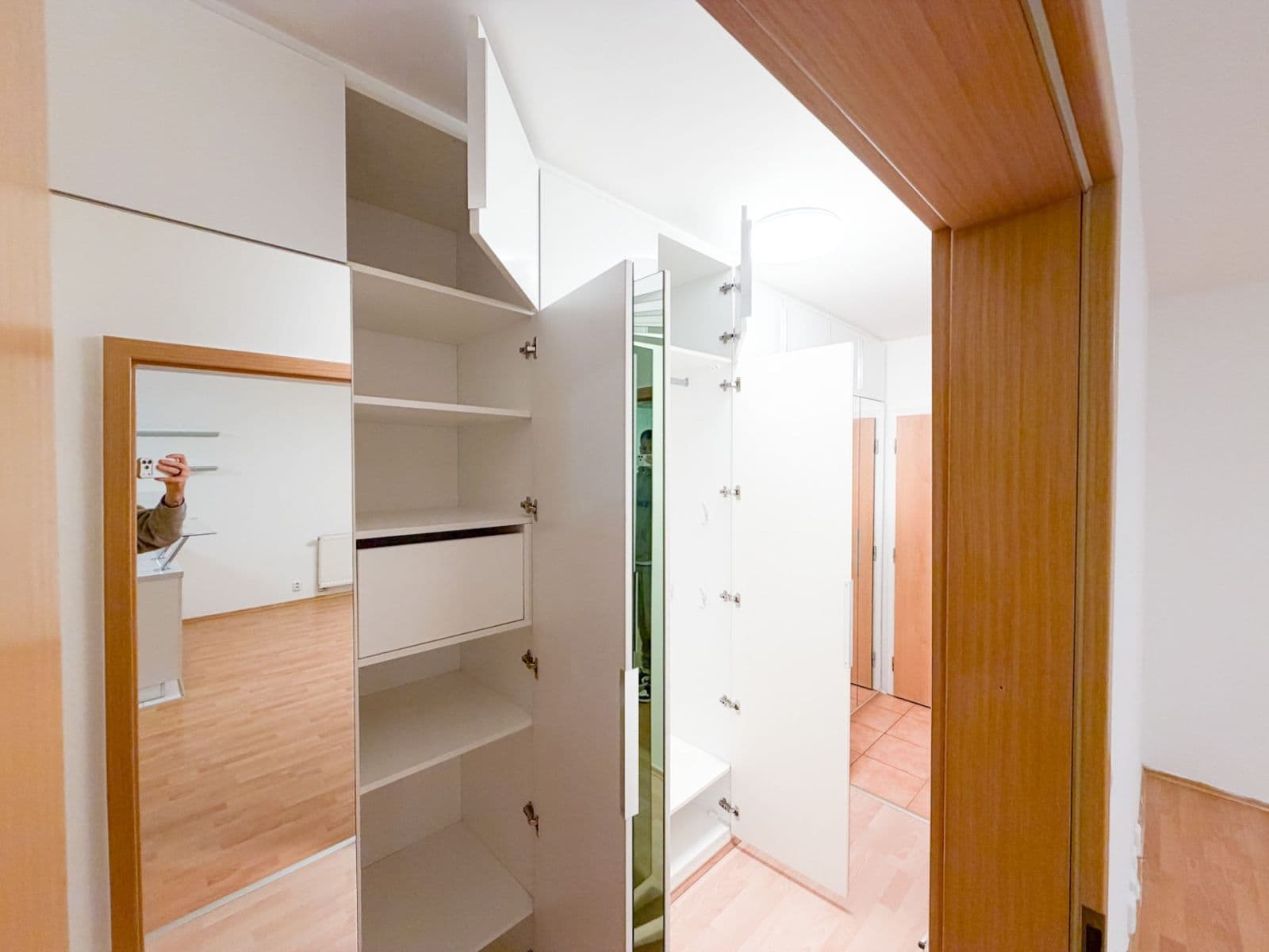 1 bedroom with open-plan kitchen flat to rent, 61 m², Ďáblická, Prague, Prague 1 bedroom with open-plan kitchen flat to rent, 61 m², Ďáblická, Prague, Prague