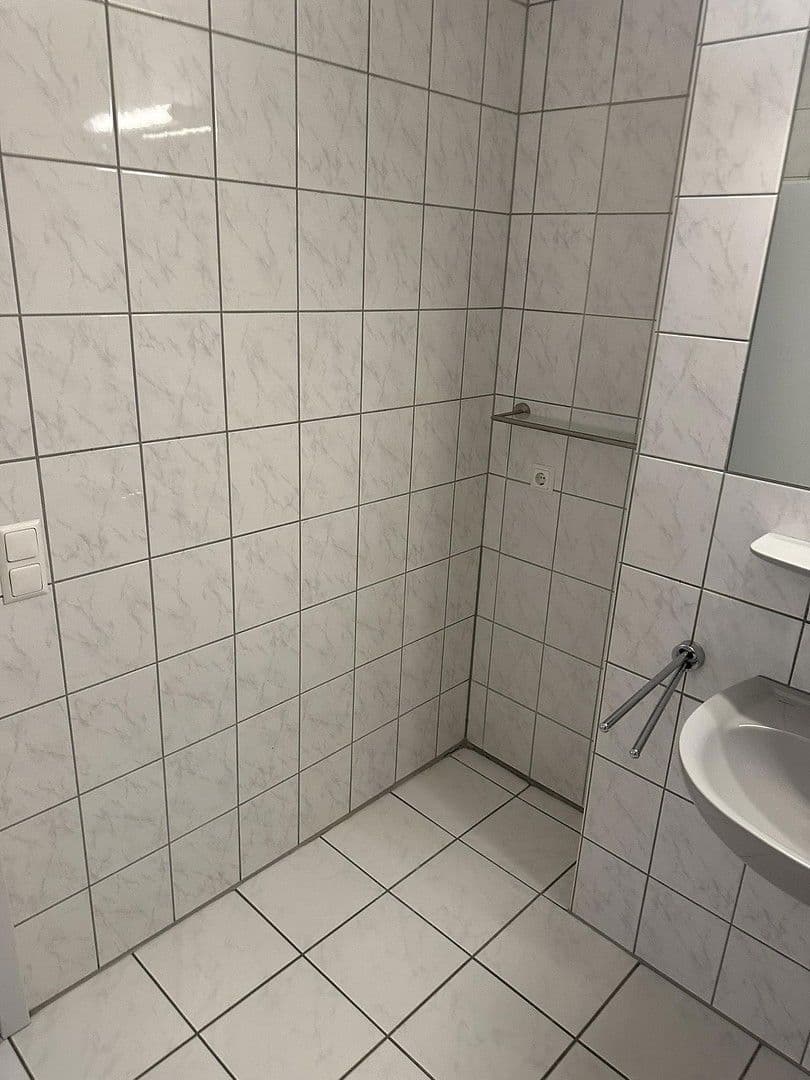 3 bedroom flat to rent, 76 m², Frankfurt am Main, Hesse 3 bedroom flat to rent, 76 m², Frankfurt am Main, Hesse