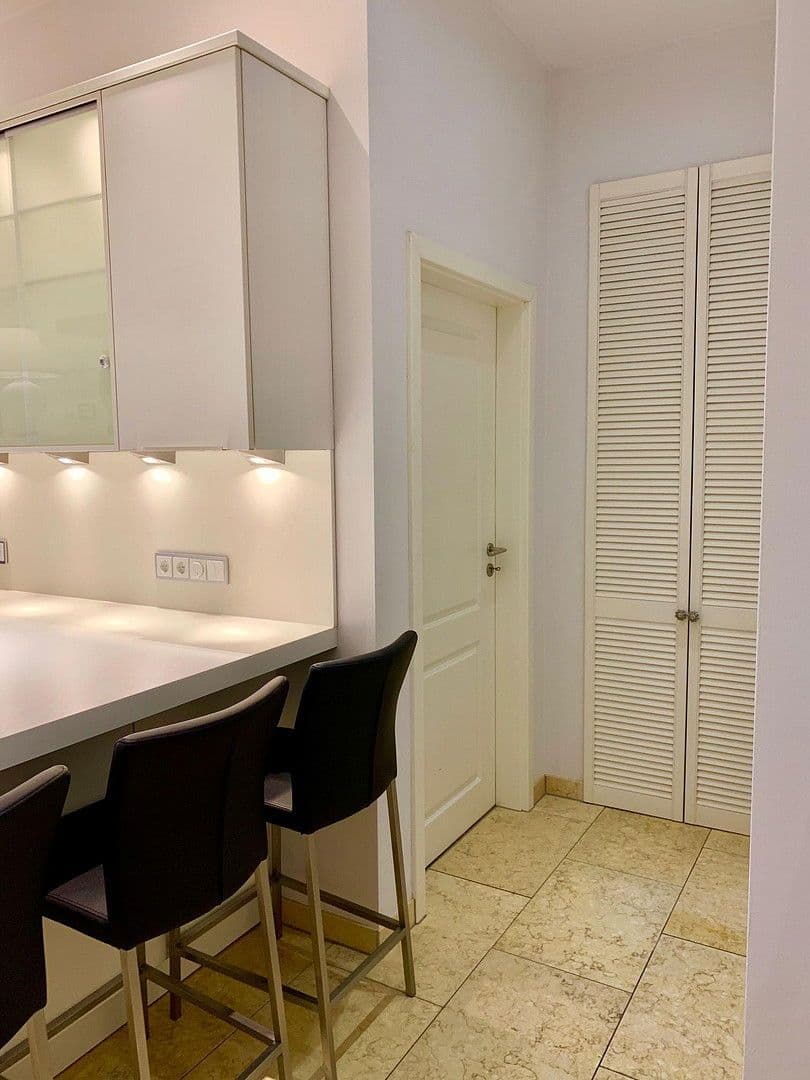 3 bedroom flat to rent, 74 m², Osterweihstrasse.4, Zwickau, Saxony 3 bedroom flat to rent, 74 m², Osterweihstrasse.4, Zwickau, Saxony