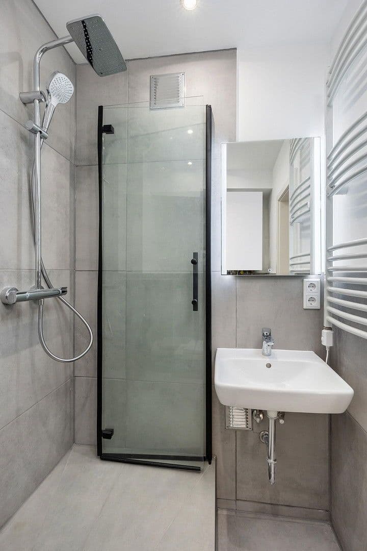 3 bedroom flat to rent, 45 m², Düsseldorf, North Rhine-Westphalia 3 bedroom flat to rent, 45 m², Düsseldorf, North Rhine-Westphalia