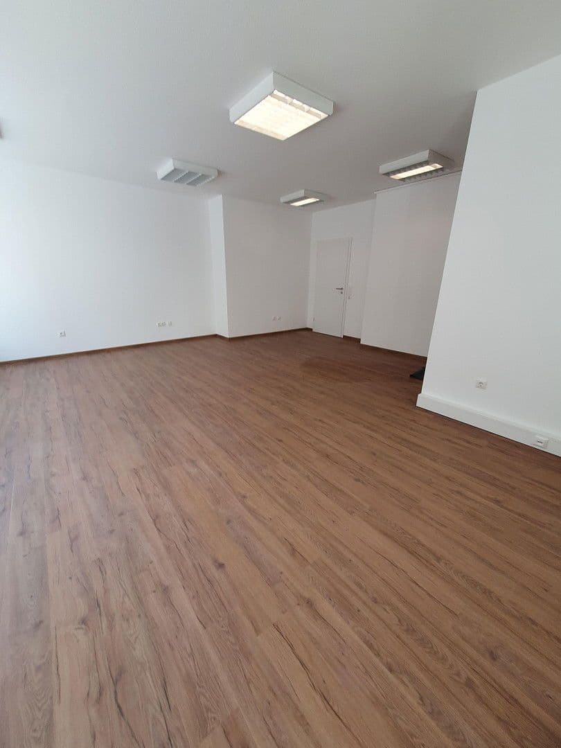 office to rent, 62 m², Bauerngasse 87, Schweinfurt, Bavaria office to rent, 62 m², Bauerngasse 87, Schweinfurt, Bavaria