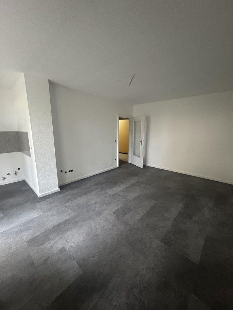 1 bedroom flat to rent, 32 m², Heinrich-Lanz-Ring 11, Viernheim, Hesse 1 bedroom flat to rent, 32 m², Heinrich-Lanz-Ring 11, Viernheim, Hesse