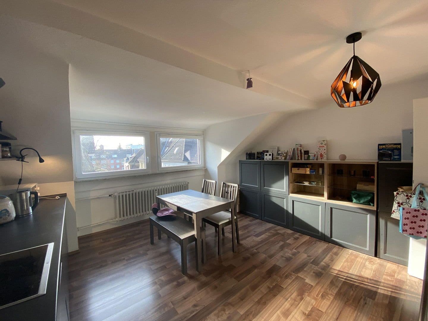 1 bedroom with open-plan kitchen flat to rent, 90 m², Essen, North Rhine-Westphalia 1 bedroom with open-plan kitchen flat to rent, 90 m², Essen, North Rhine-Westphalia