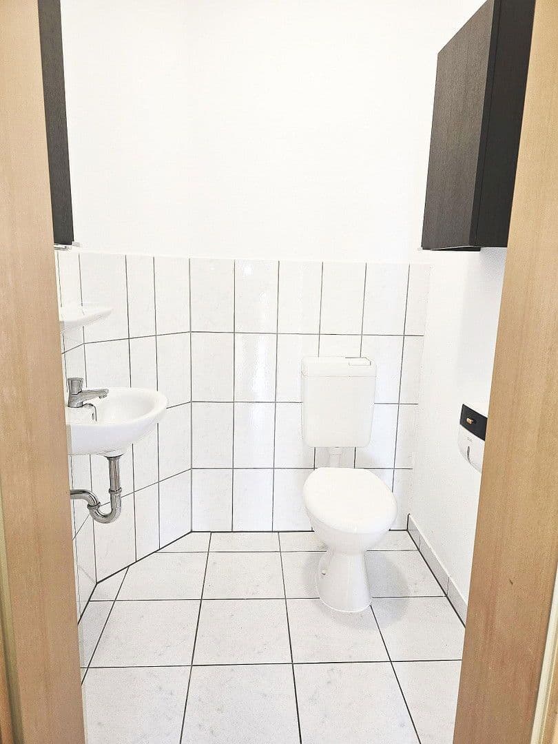 3 bedroom flat to rent, 67 m², Conrad Clauß Straße 20, Hohenstein-Ernstthal, Saxony 3 bedroom flat to rent, 67 m², Conrad Clauß Straße 20, Hohenstein-Ernstthal, Saxony