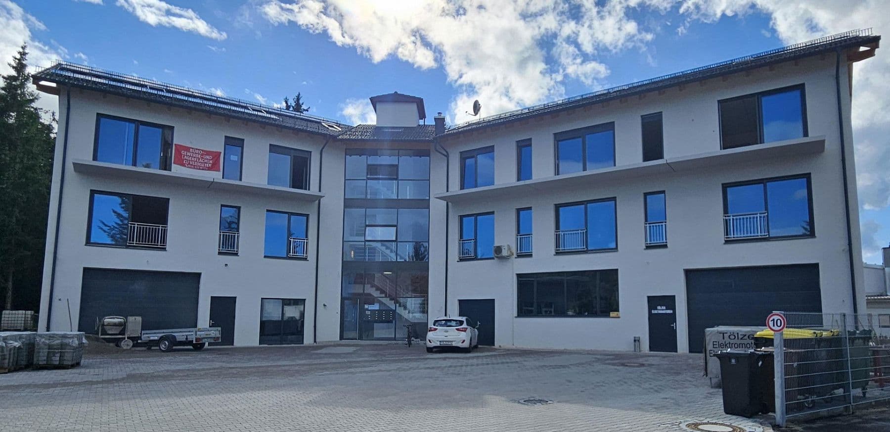 non-residential property to rent, 1,600 m², Im Farchet, Bad Tölz, Bavaria non-residential property to rent, 1,600 m², Im Farchet, Bad Tölz, Bavaria