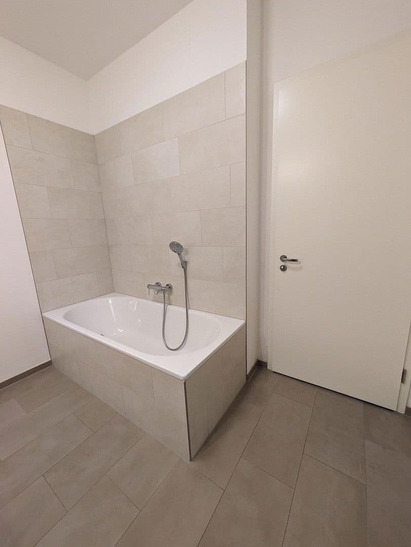 3 bedroom flat to rent, 119 m², Heubnerweg 7, Berlin, Berlin 3 bedroom flat to rent, 119 m², Heubnerweg 7, Berlin, Berlin