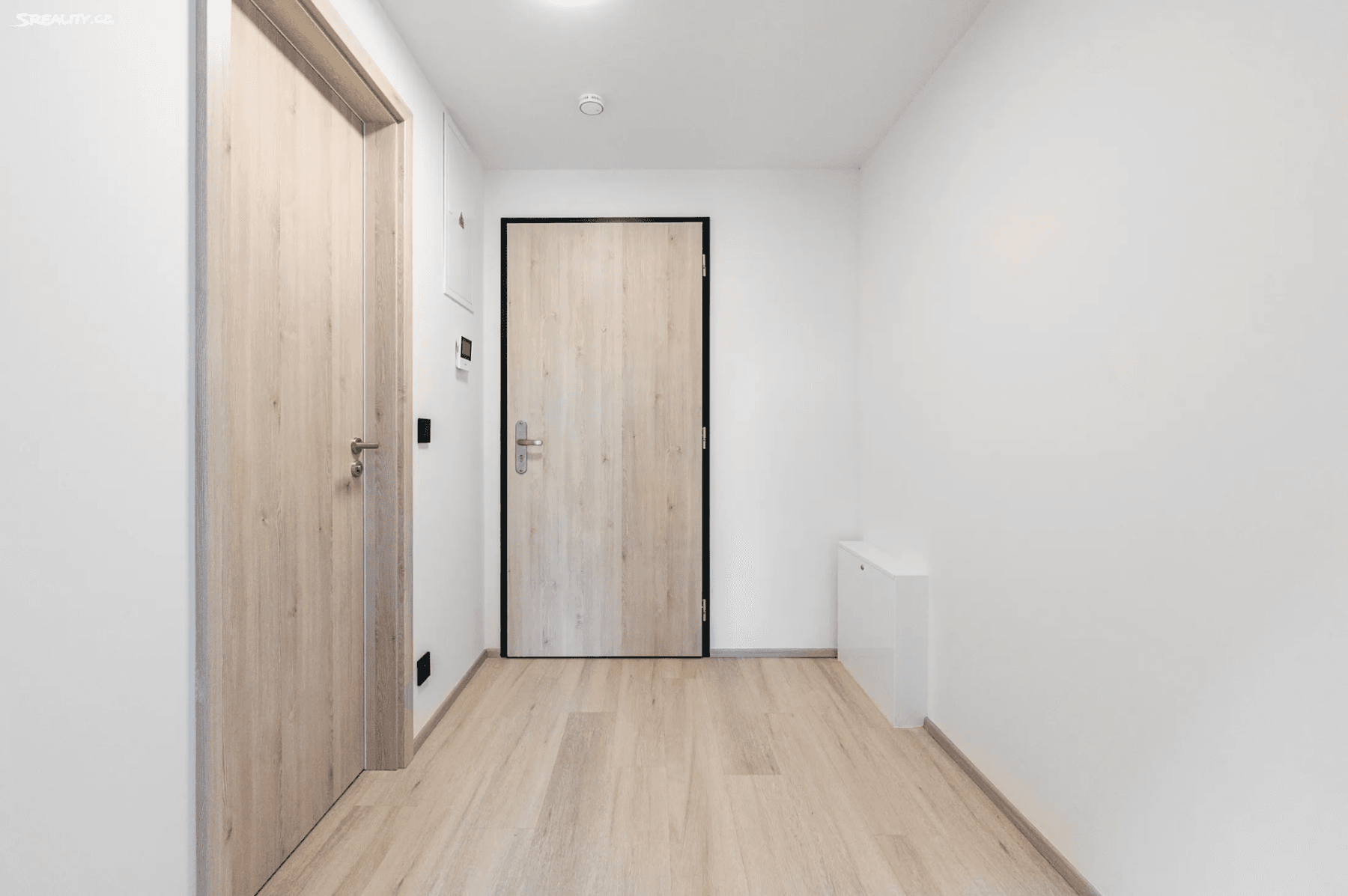 1 bedroom with open-plan kitchen flat to rent, 43 m², Na Zlíchově, Prague, Prague 1 bedroom with open-plan kitchen flat to rent, 43 m², Na Zlíchově, Prague, Prague