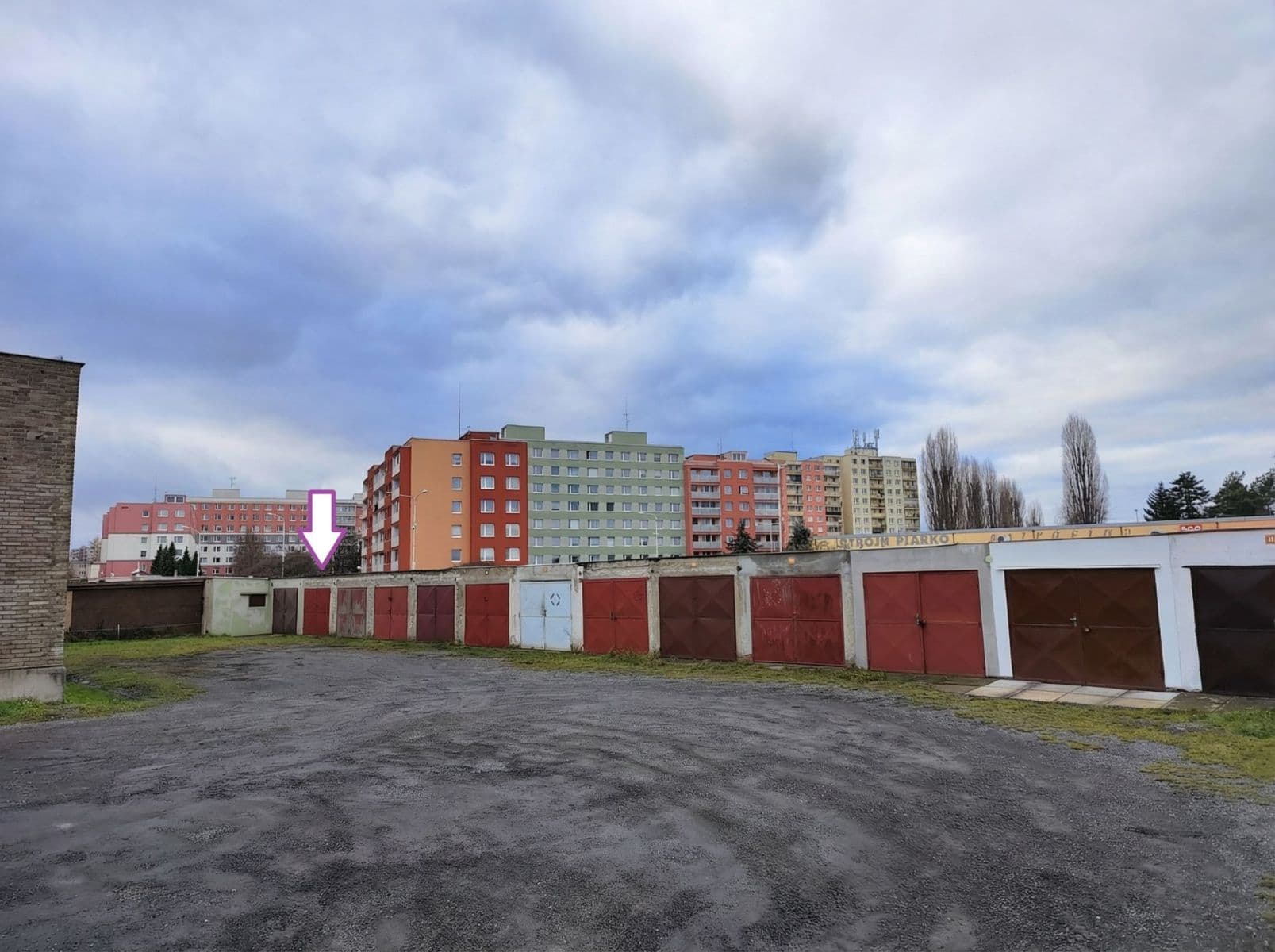 garage to rent, 20 m², Kladno, Středočeský Region garage to rent, 20 m², Kladno, Středočeský Region