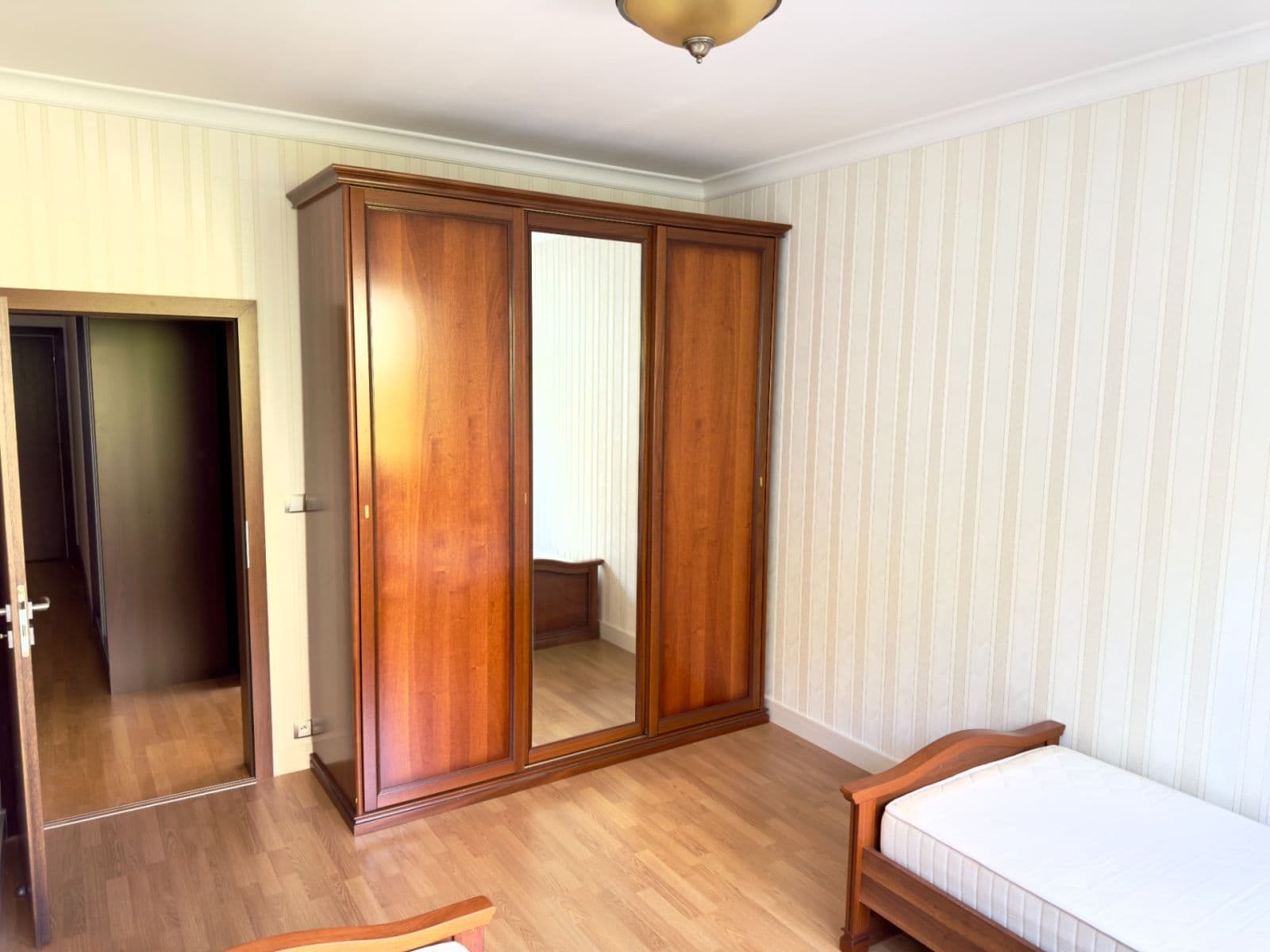 2 bedroom with open-plan kitchen flat for sale, 96 m², Pražská silnice, Karlovy Vary, Karlovarský Region 2 bedroom with open-plan kitchen flat for sale, 96 m², Pražská silnice, Karlovy Vary, Karlovarský Region