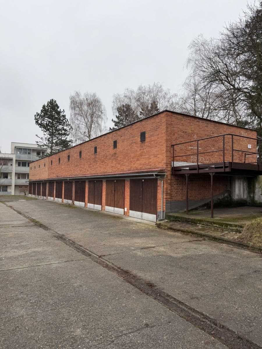 garage to rent, 12 m², Boněcko I, Zlín, Zlínský Region garage to rent, 12 m², Boněcko I, Zlín, Zlínský Region