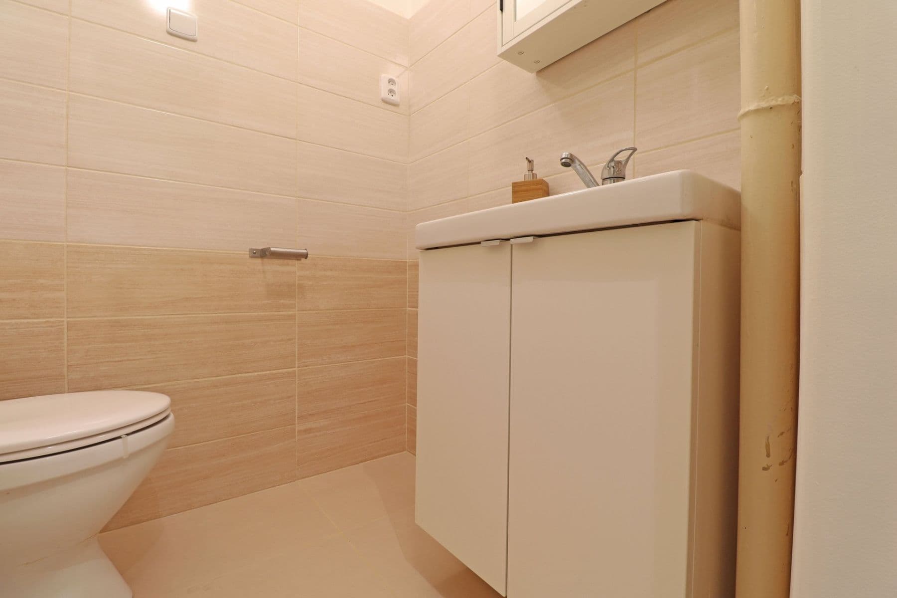 1 bedroom with open-plan kitchen flat to rent, 44 m², Argentinská, Prague, Prague 1 bedroom with open-plan kitchen flat to rent, 44 m², Argentinská, Prague, Prague