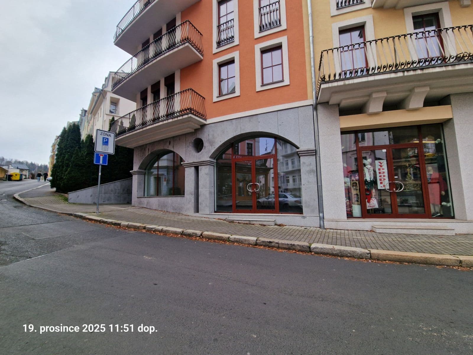 non-residential property to rent, 46 m², Zámecký vrch, Karlovy Vary, Karlovarský Region non-residential property to rent, 46 m², Zámecký vrch, Karlovy Vary, Karlovarský Region