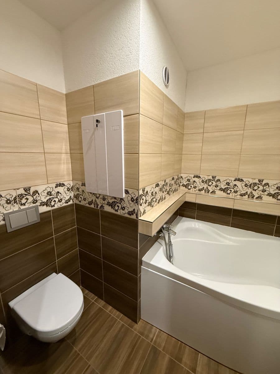 2 bedroom flat for sale, 65 m², Pod Rozhlednou, Ústí nad Labem, Ústecký Region 2 bedroom flat for sale, 65 m², Pod Rozhlednou, Ústí nad Labem, Ústecký Region