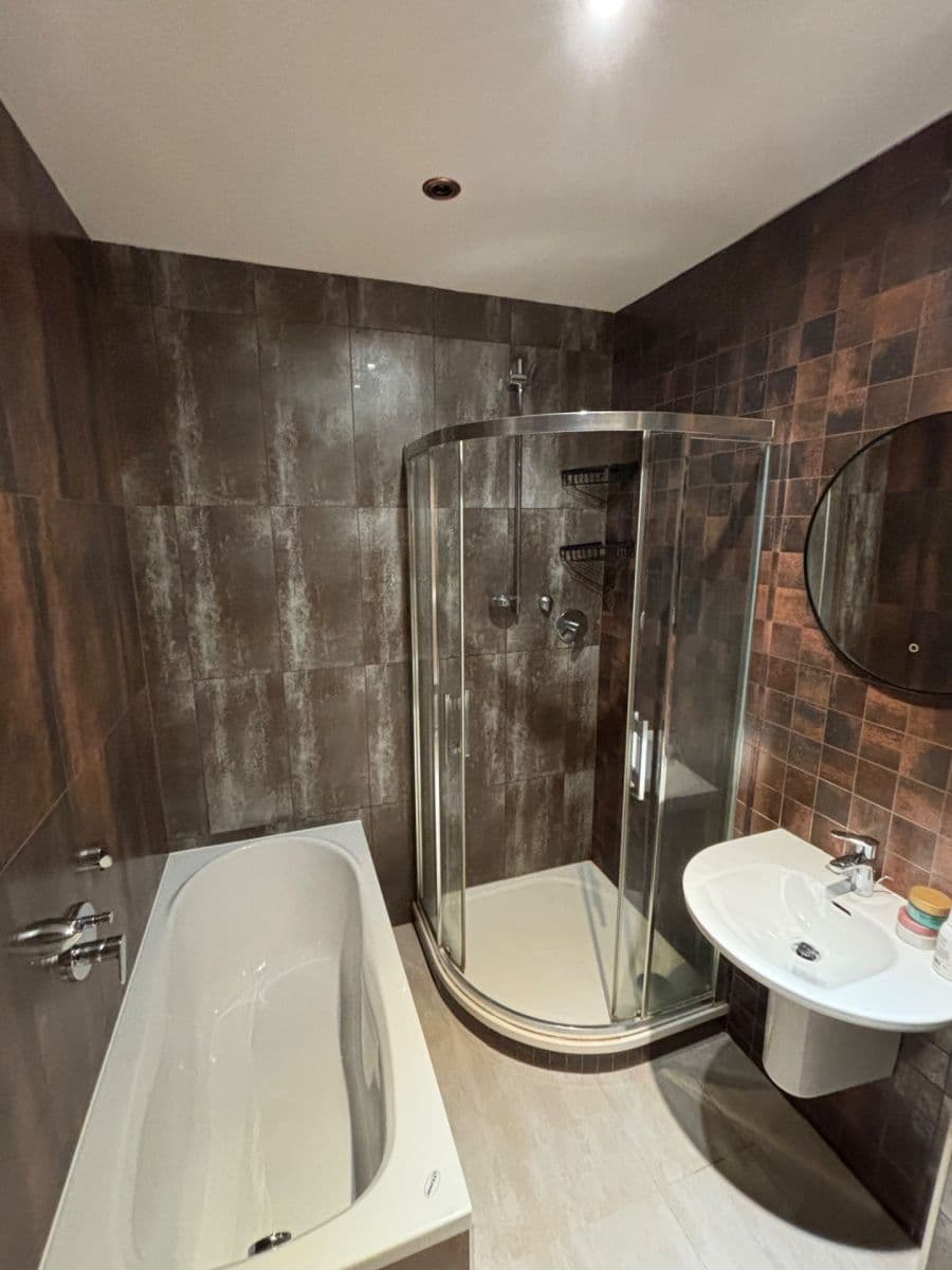 1 bedroom with open-plan kitchen flat to rent, 55 m², Radimova, Prague, Prague 1 bedroom with open-plan kitchen flat to rent, 55 m², Radimova, Prague, Prague