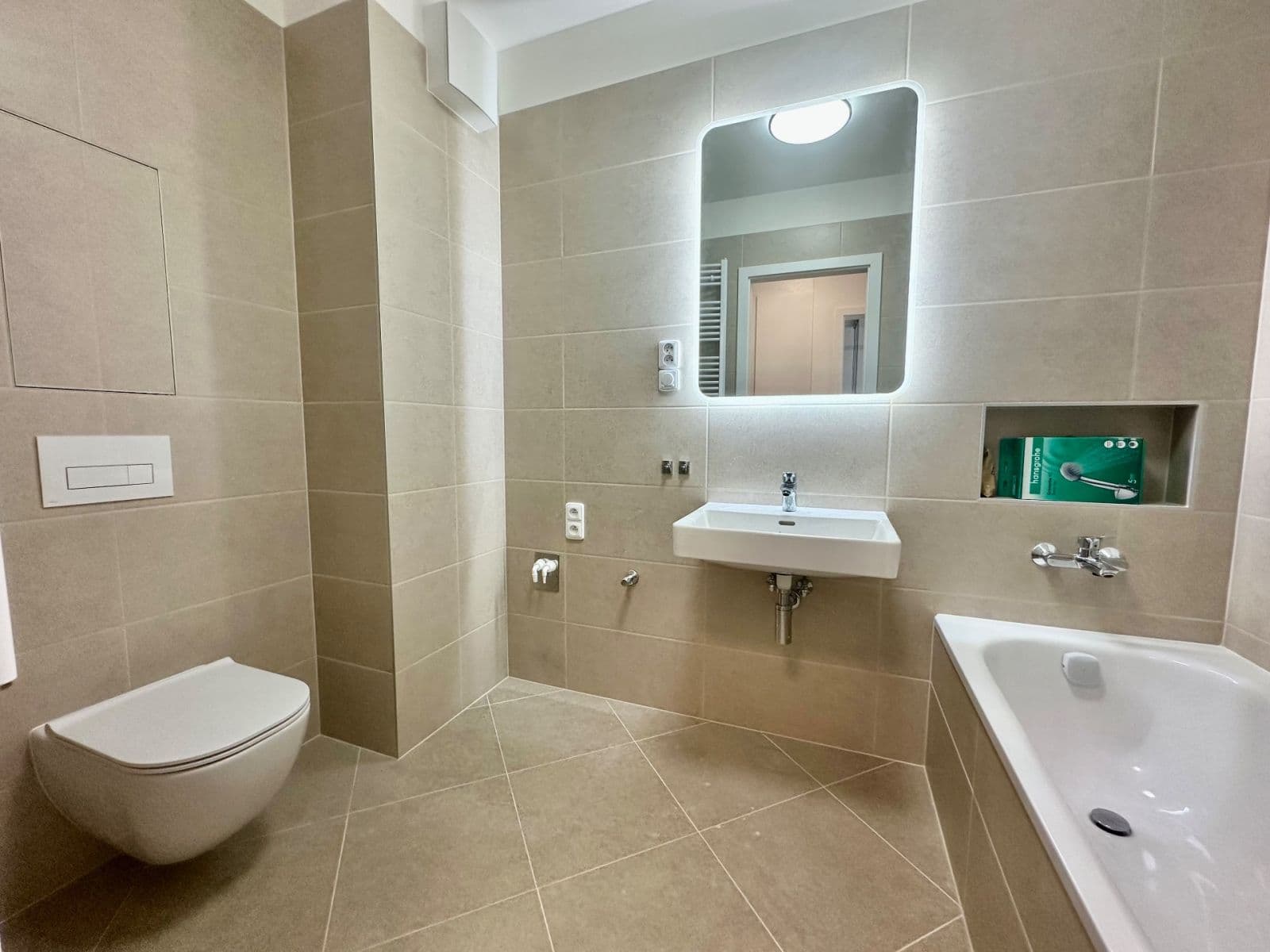 1 bedroom with open-plan kitchen flat to rent, 58 m², Stočesova, Prague, Prague 1 bedroom with open-plan kitchen flat to rent, 58 m², Stočesova, Prague, Prague