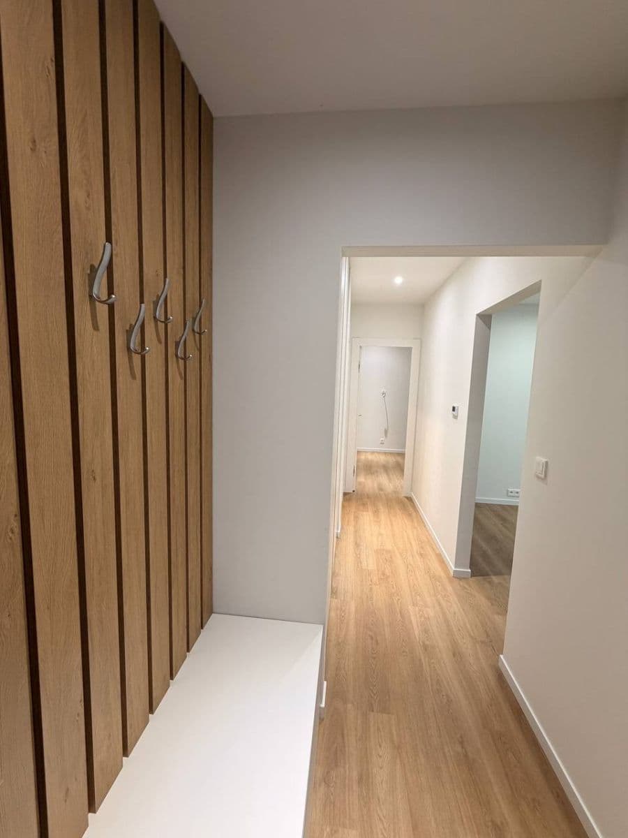 1 bedroom with open-plan kitchen flat to rent, 40 m², Krátká, Postřižín, Středočeský Region 1 bedroom with open-plan kitchen flat to rent, 40 m², Krátká, Postřižín, Středočeský Region