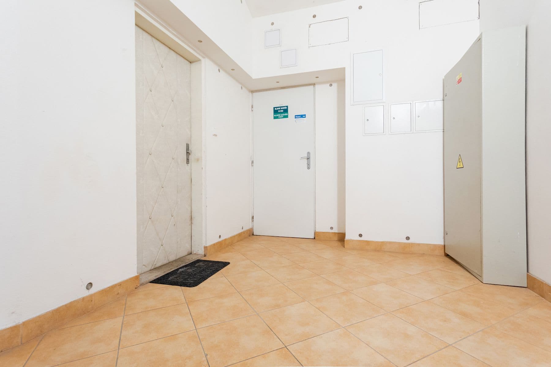 1 bedroom flat for sale, 48 m², Finská, Prague, Prague 1 bedroom flat for sale, 48 m², Finská, Prague, Prague