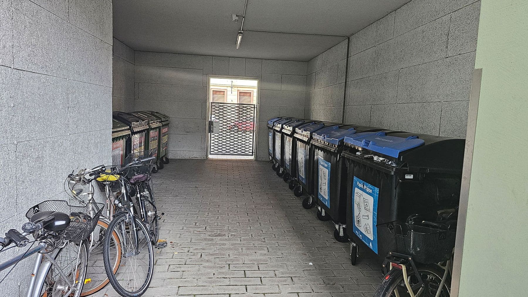 4 bedroom flat to rent, 126 m², Karlsruhe, Baden-Württemberg 4 bedroom flat to rent, 126 m², Karlsruhe, Baden-Württemberg