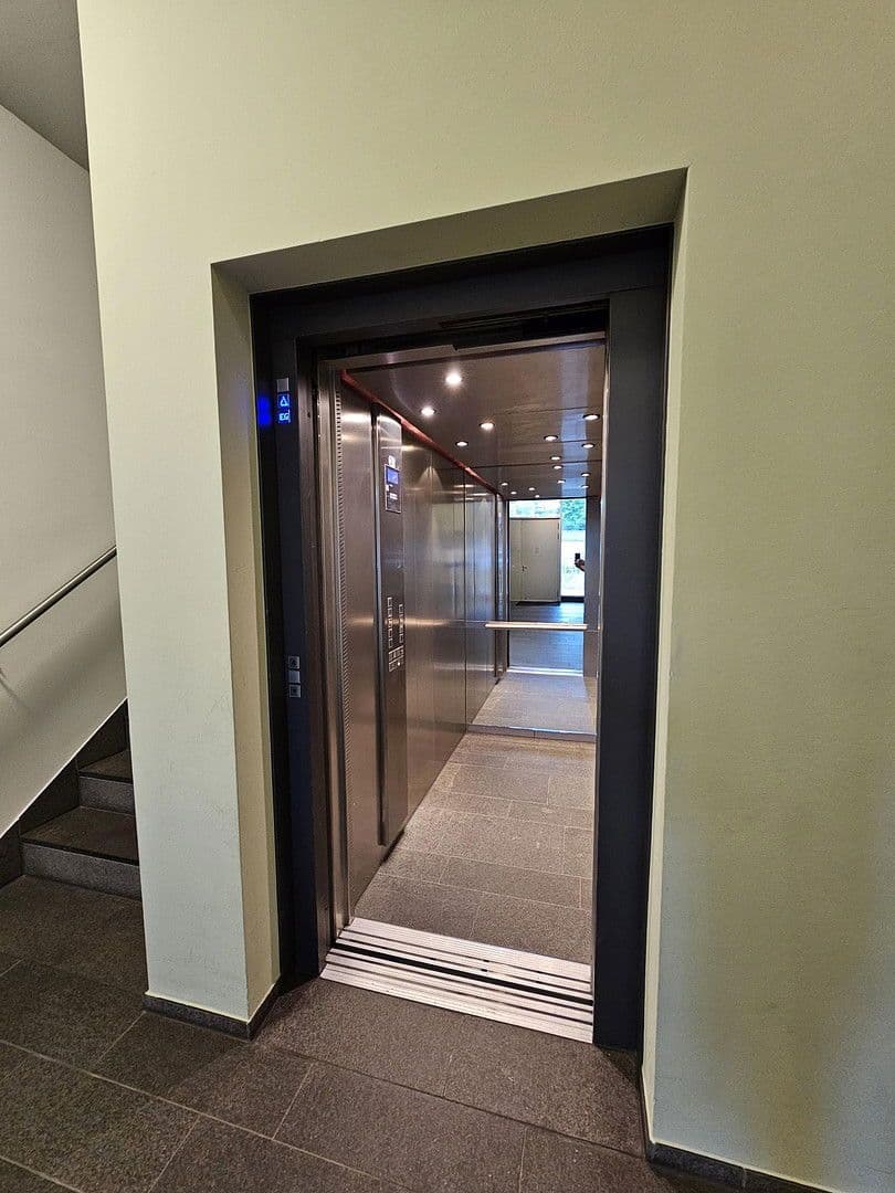 4 bedroom flat to rent, 126 m², Karlsruhe, Baden-Württemberg 4 bedroom flat to rent, 126 m², Karlsruhe, Baden-Württemberg