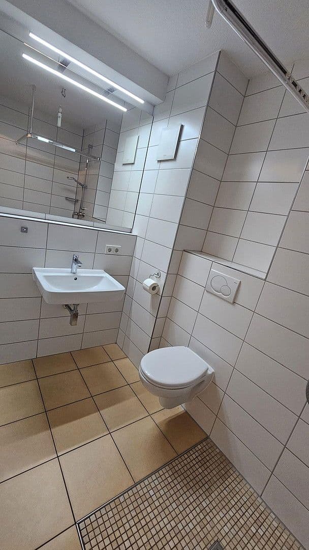 4 bedroom flat to rent, 126 m², Karlsruhe, Baden-Württemberg 4 bedroom flat to rent, 126 m², Karlsruhe, Baden-Württemberg