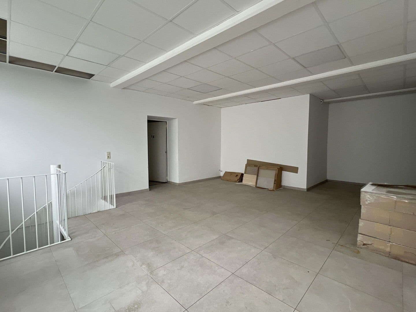 office to rent, 1,000 m², Leverkusen, North Rhine-Westphalia office to rent, 1,000 m², Leverkusen, North Rhine-Westphalia