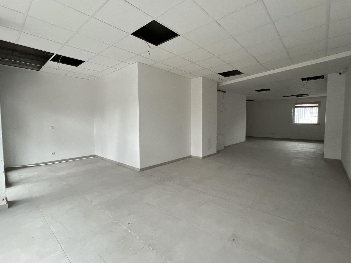 office to rent, 1,000 m², Leverkusen, North Rhine-Westphalia office to rent, 1,000 m², Leverkusen, North Rhine-Westphalia