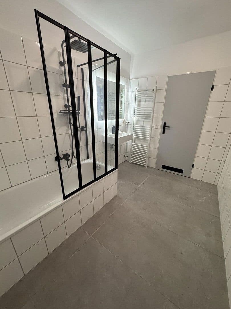 3 bedroom flat to rent, 88 m², Fontanestr. 5, Lüdenscheid, North Rhine-Westphalia 3 bedroom flat to rent, 88 m², Fontanestr. 5, Lüdenscheid, North Rhine-Westphalia