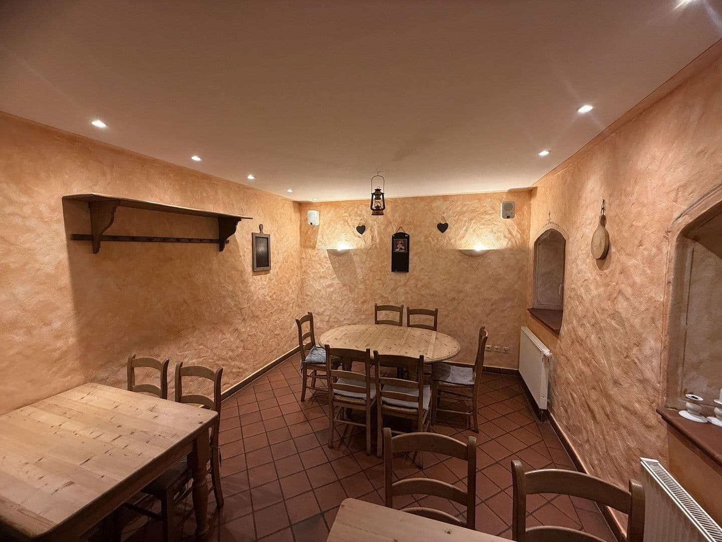 non-residential property to rent, 250 m², Schulstraße 1, Vöhl, Hesse non-residential property to rent, 250 m², Schulstraße 1, Vöhl, Hesse