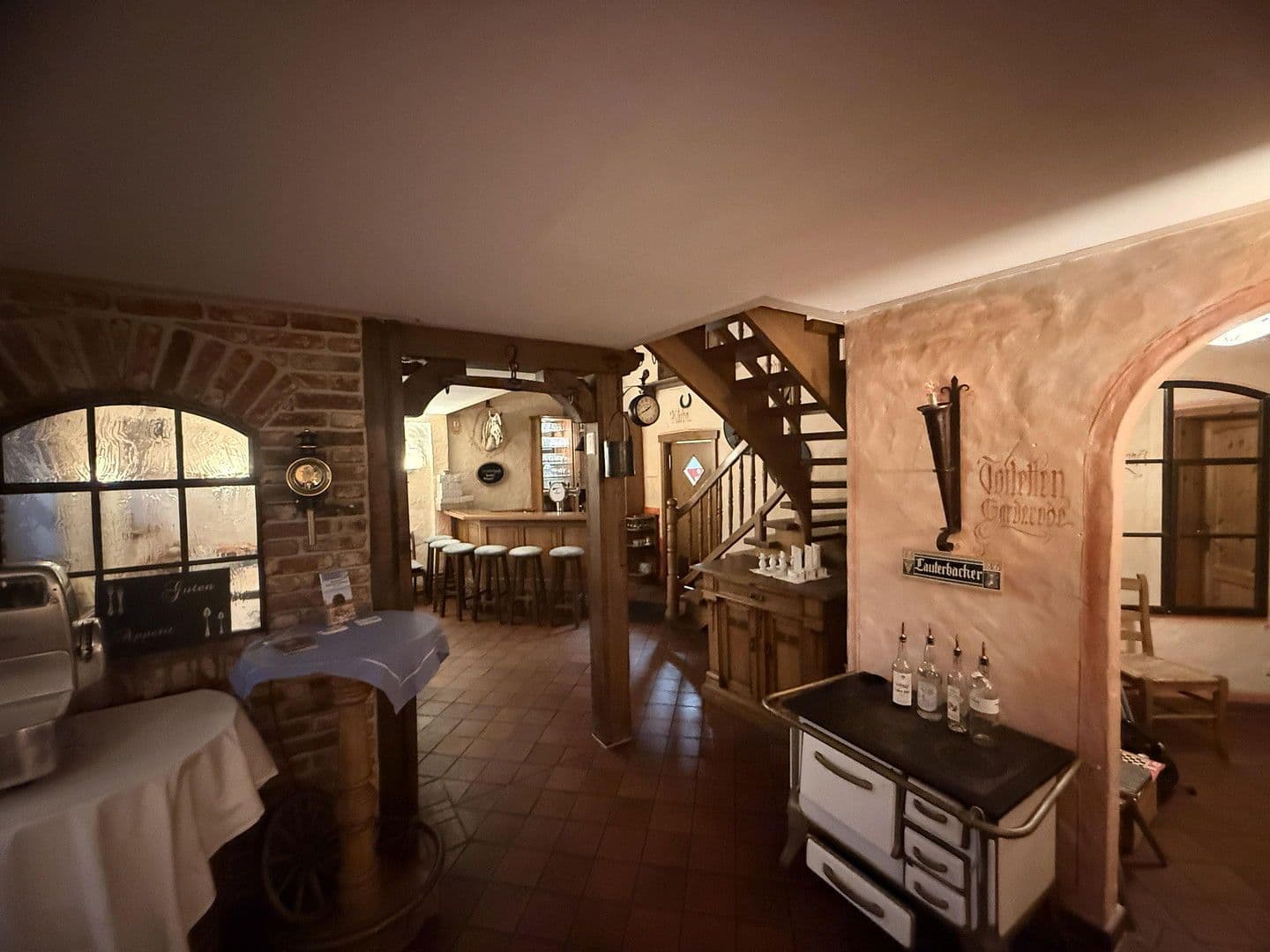 non-residential property to rent, 250 m², Schulstraße 1, Vöhl, Hesse non-residential property to rent, 250 m², Schulstraße 1, Vöhl, Hesse